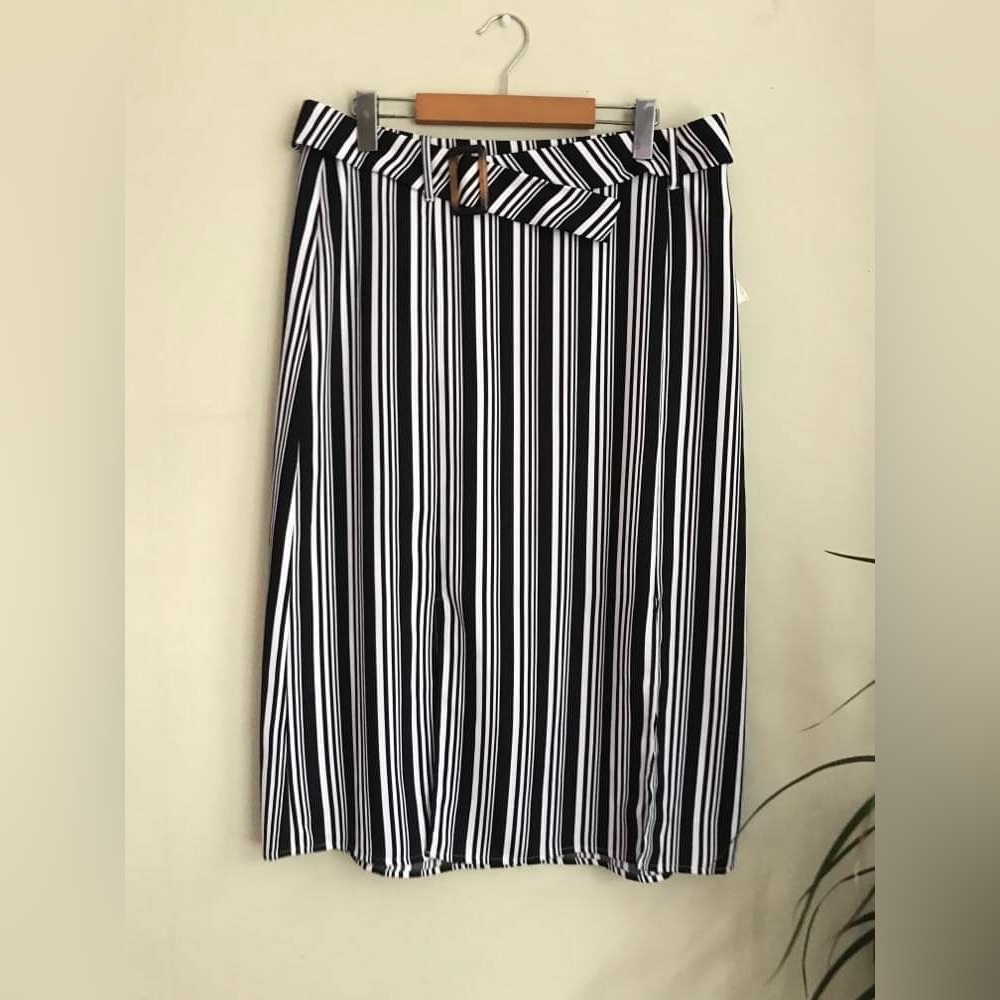 Size 12 Cleo Skirt